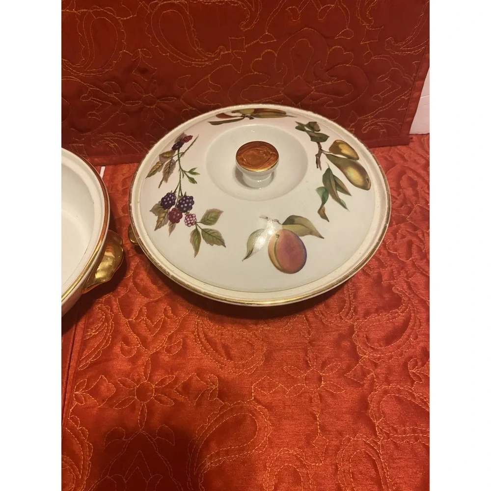 Royal Worcester Evesham Gold Porcelain Covered Casserole‎ 7